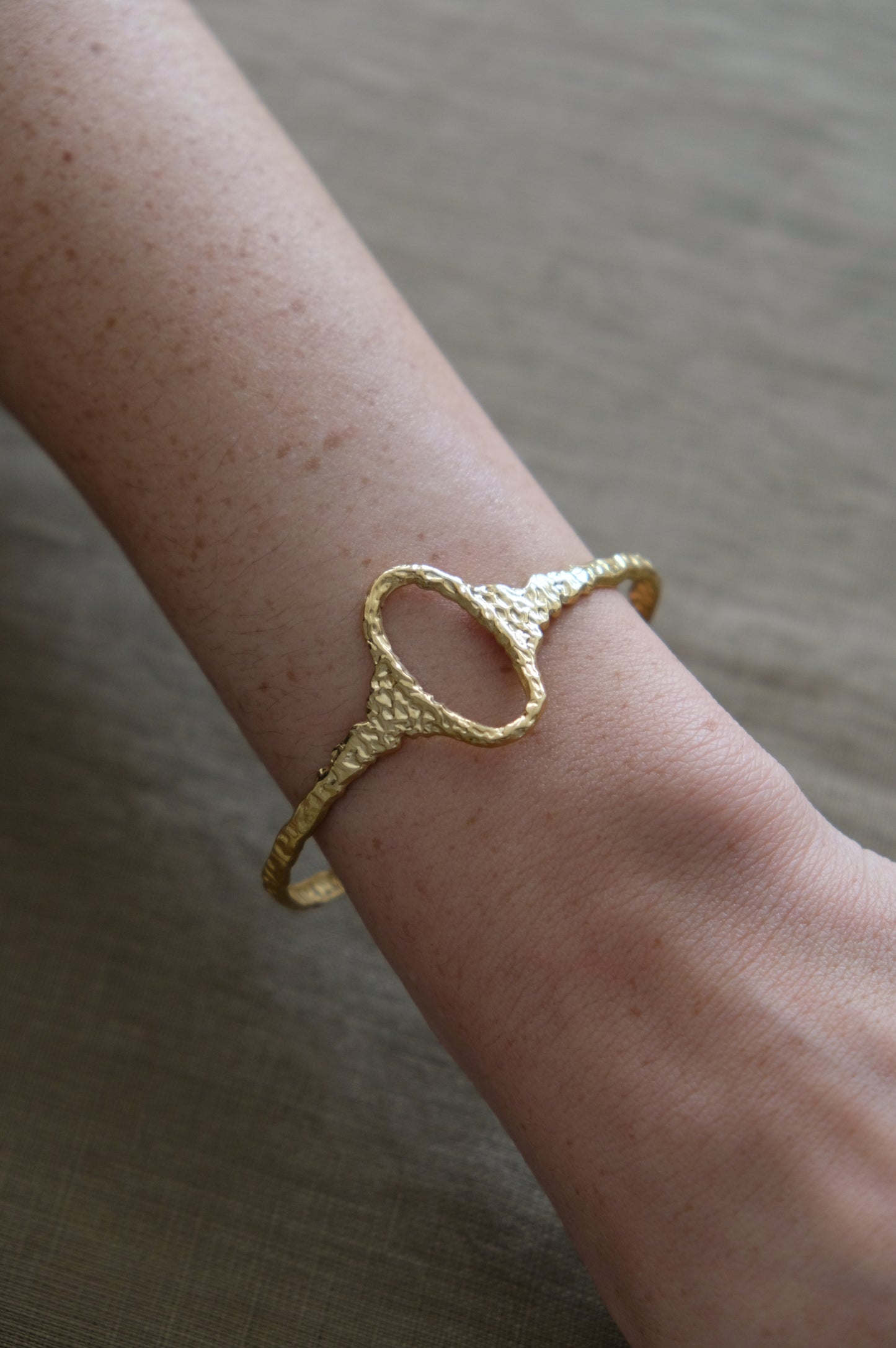 Bracciale con OVALE