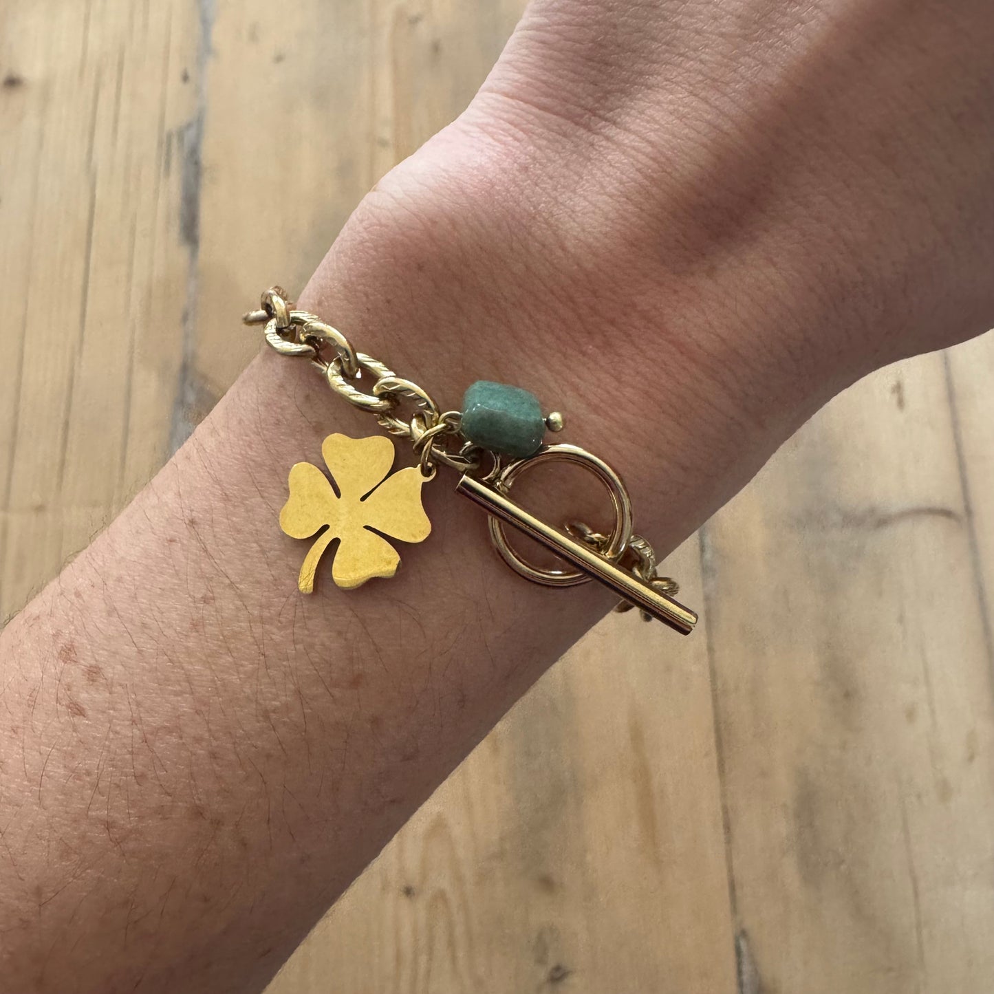 Bracciale QUADRIFOGLIO e PIETRA