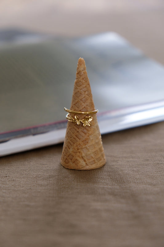 FLOWER ring