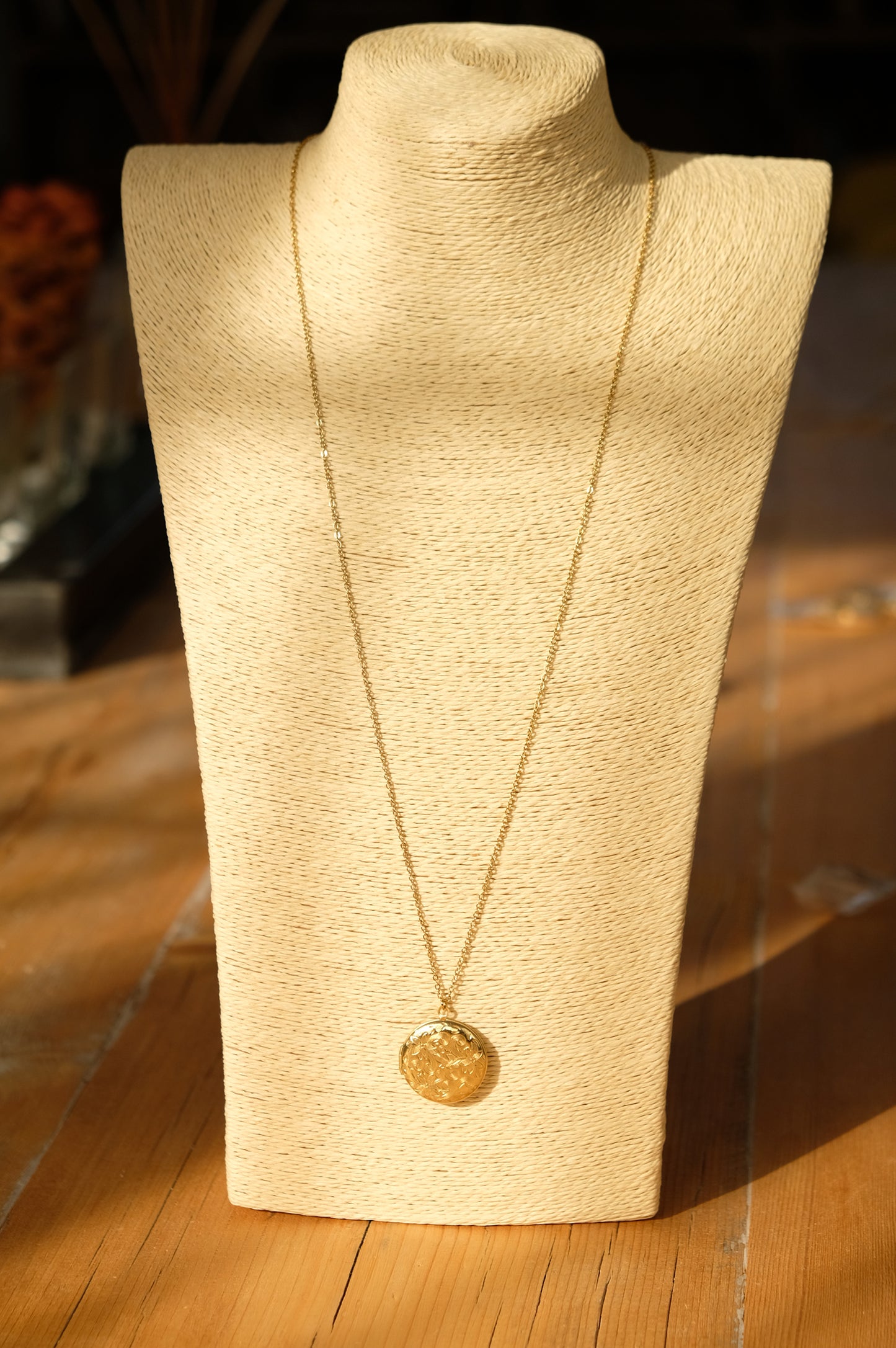 Collana MEDAGLIONE FIORITO